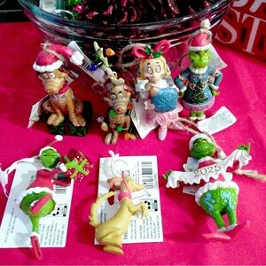Set of 7 Dr Seuss The Grinch Character Ornaments.